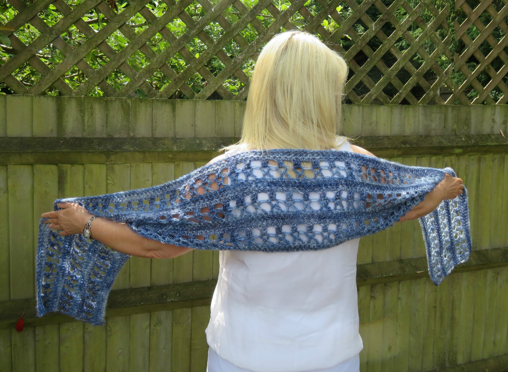 Ocean Kiss Summer Wrap Crochet Pattern from Crochet 24/7