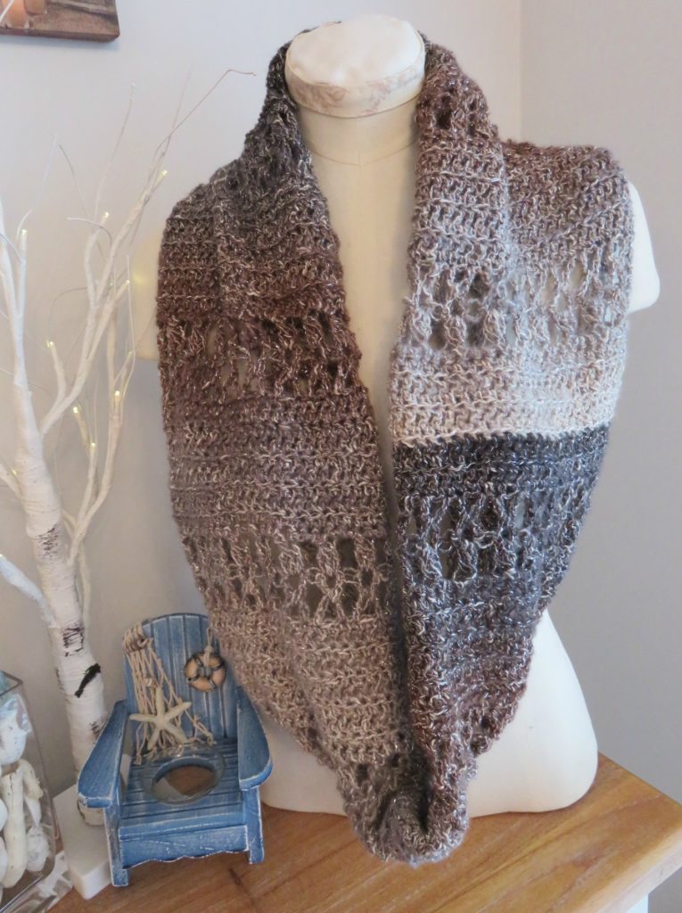 Ocean Kiss Cowl from Crochet247